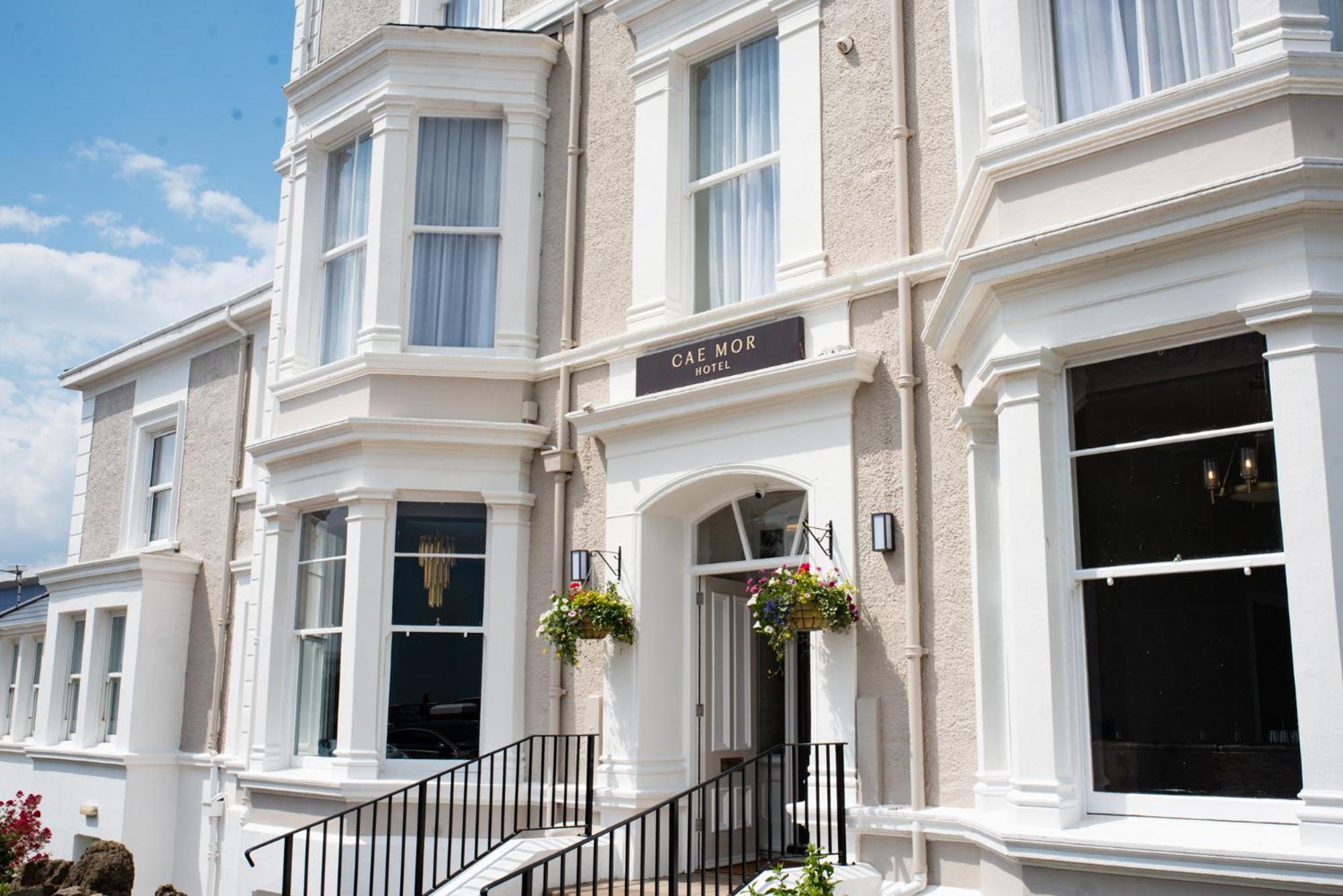 The Cae Mor Hotel Llandudno Exterior photo