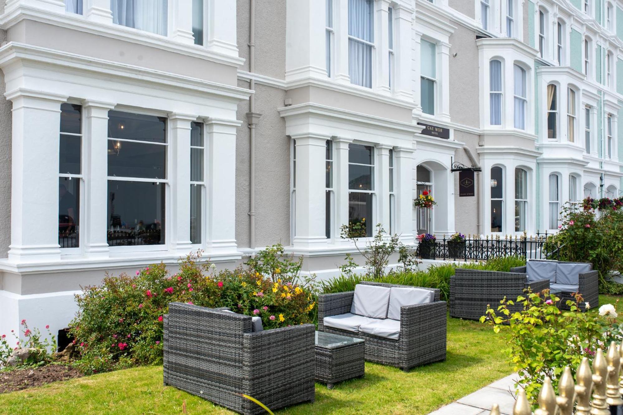 The Cae Mor Hotel Llandudno Exterior photo